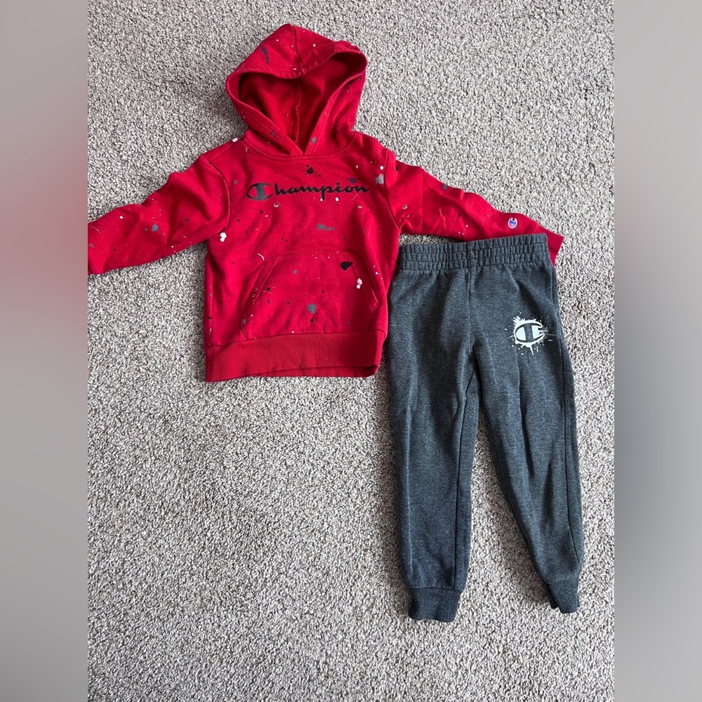 Champion boys red paint splash matching outfit sweatsuit set size 4 B1G1 50% off